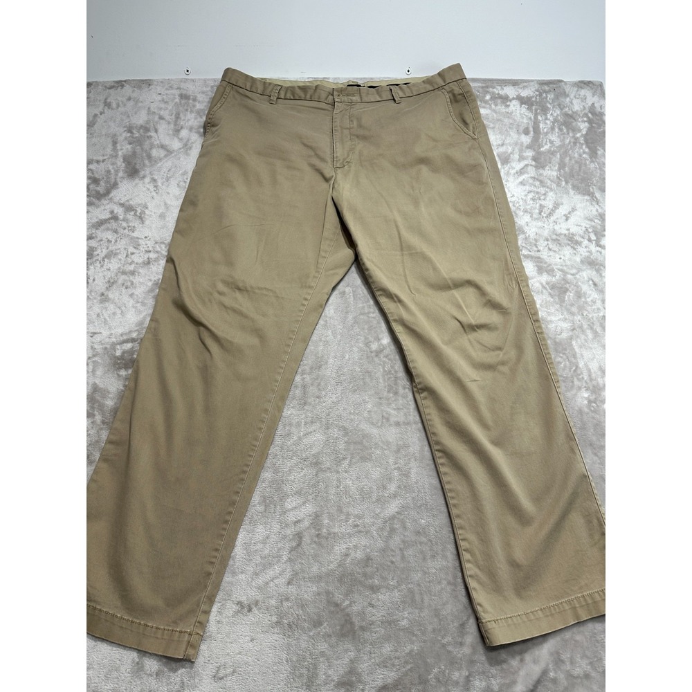 Dockers Premium Straight Fit Pants Mens Size 42x32 Khaki Casual Business
